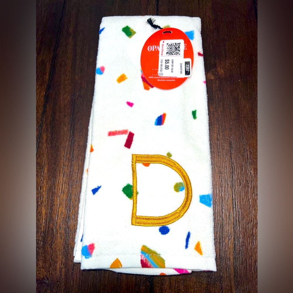 Opalhouse “D” Handtowel